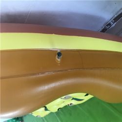 China Supply hot sale inflatable floating toy with big Pizza style water floating